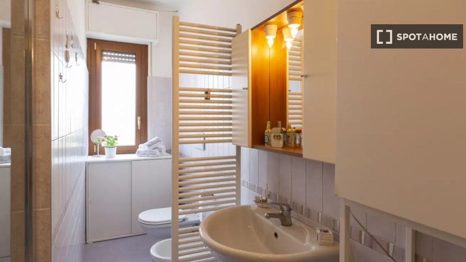 Immagine 11 di Appartamento in affitto  in Via Francesco Gonin a Milano