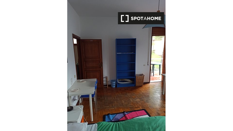 Immagine 7 di Camera condivisa in affitto  in Via del Beato Egidio a Perugia