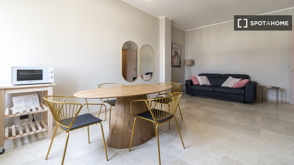 Immagine 2 di Appartamento in affitto  in Via Giovanni Amendola a Bologna