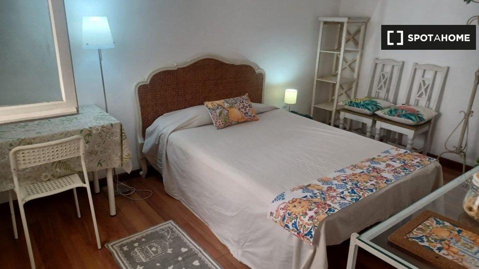 Immagine 8 di Camera condivisa in affitto  in Largo Francesco Anzani a Roma