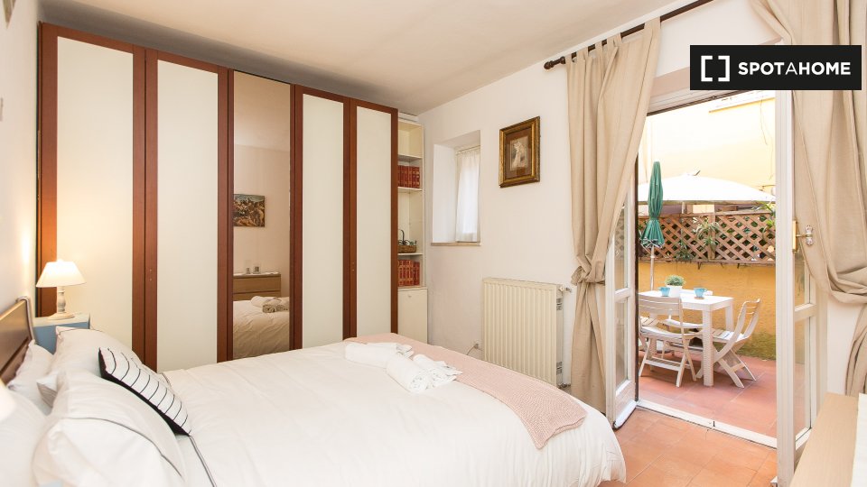 Immagine 19 di Appartamento in affitto  in Via dei Panieri a Roma