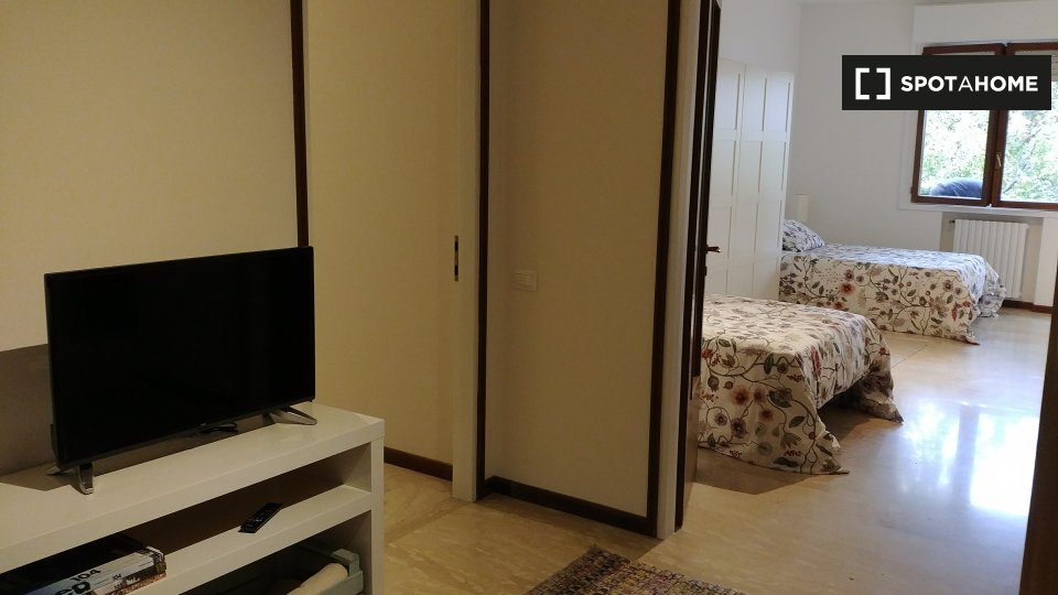 Immagine 6 di Camera condivisa in affitto  in Via Luigi Pellizzo a Padova