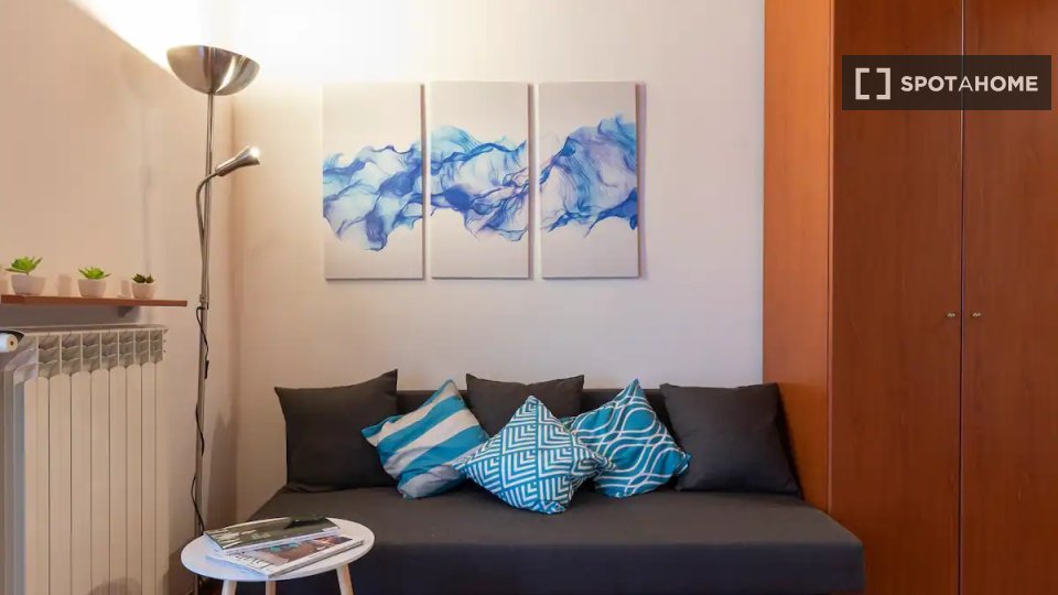 Immagine 2 di Appartamento in affitto  in Via Ascanio Sforza a Milano