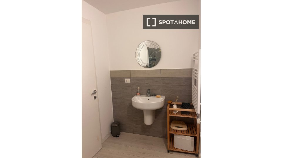 Immagine 9 di Camera condivisa in affitto  in Via Marco Fabio Quintiliano a Milano