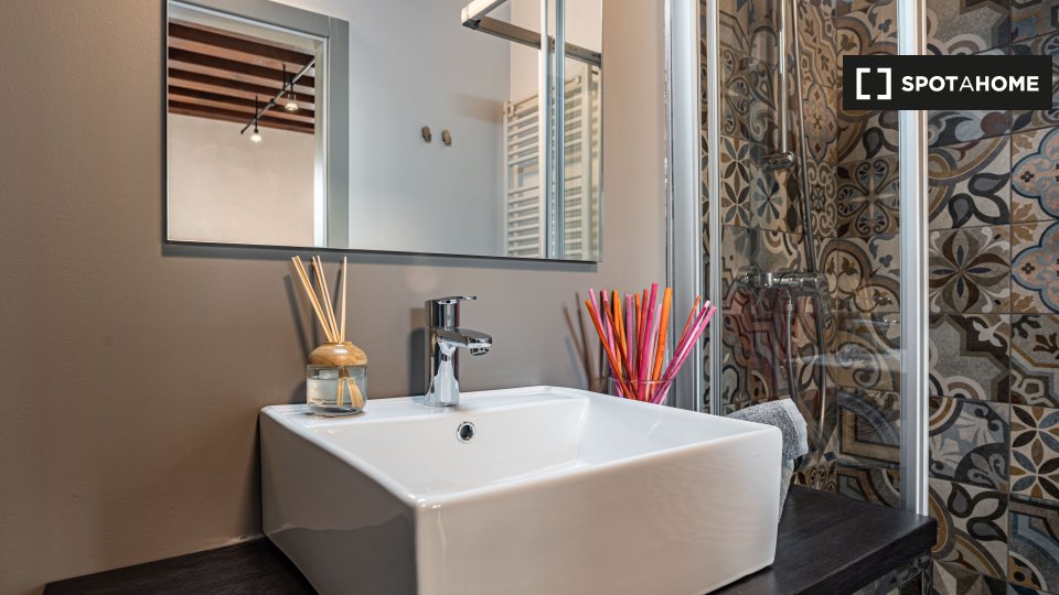 Immagine 15 di Camera condivisa in affitto  in Via Paganini a Rovereto