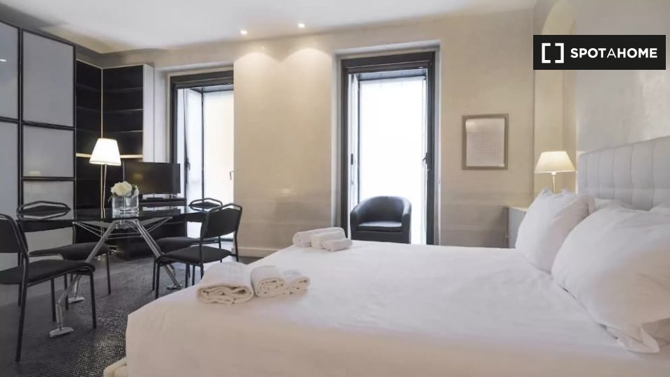 Immagine 8 di Ufficio in affitto  in Via Terraggio a Milano