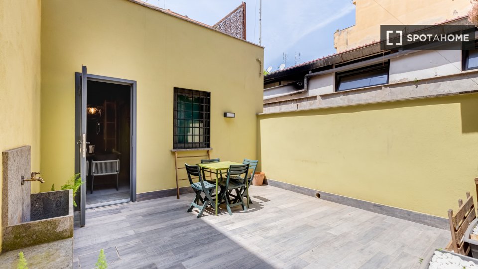 Immagine 15 di Appartamento in affitto  in Via Caltanissetta a Roma