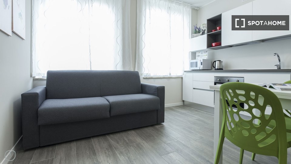 Immagine 3 di Appartamento in affitto  in Piazzale Luigi Cadorna a Milano