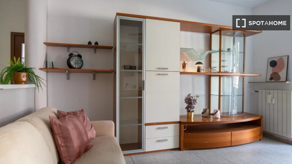 Immagine 12 di Appartamento in affitto  in Via Ludovico Ariosto a Rozzano