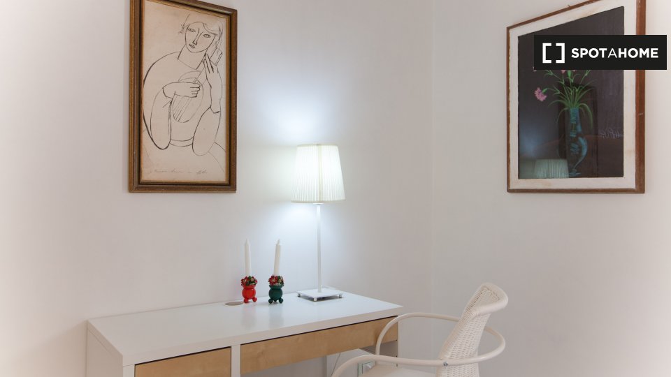 Immagine 9 di Appartamento in affitto  in Via del Beato Angelico, 00186 Roma RM, Italy a Roma