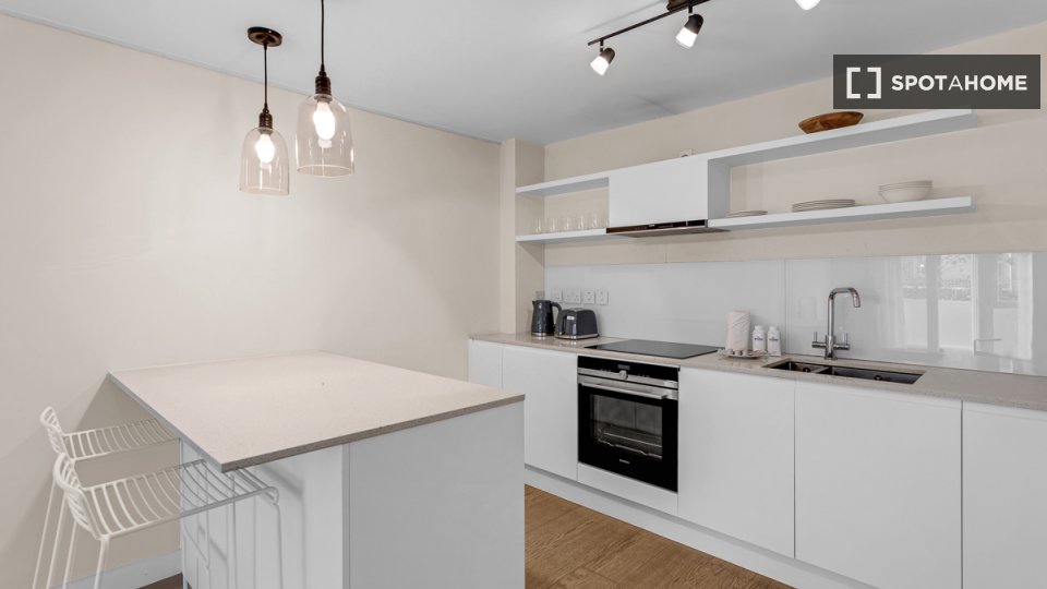 Immagine 3 di Appartamento in affitto  in Kilmuir House a 