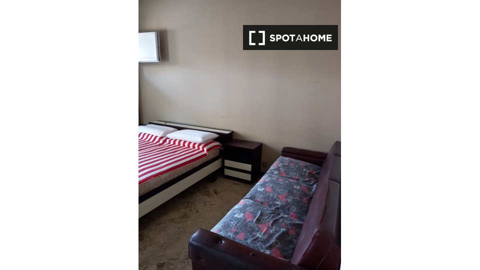 Immagine 2 di Camera condivisa in affitto  in Piazza S. Francesco a Bologna