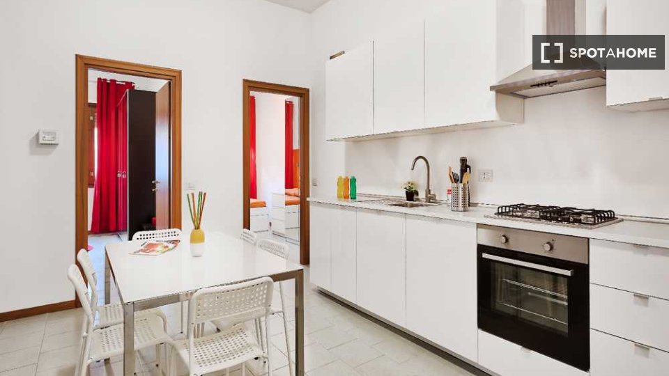 Immagine 9 di Camera condivisa in affitto  in Via Jacopo della Quercia Milan a Milano