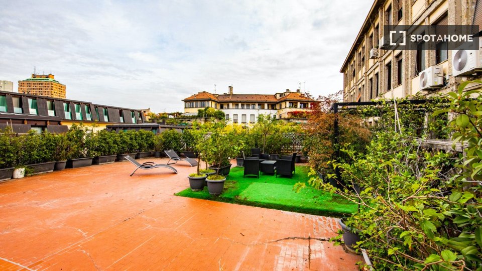 Immagine 3 di Appartamento in affitto  in Via dei Piatti a Milano