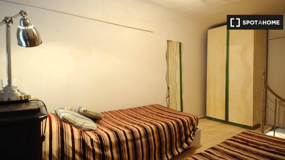 Immagine 13 di Appartamento in affitto  in Lungarno Amerigo Vespucci a Firenze