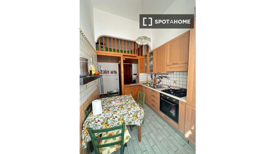 Immagine 18 di Appartamento in affitto  in Via Campello sul Clitunno a Roma