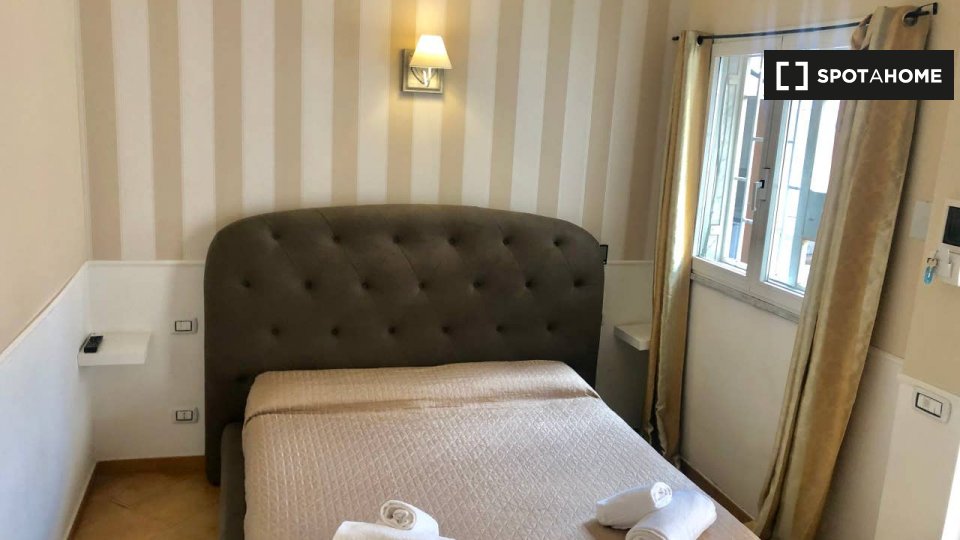 Immagine 14 di Ufficio in affitto  in Via Giuseppe Luigi Passalacqua a Roma