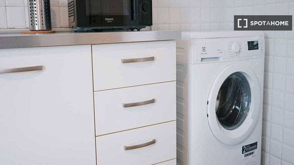 Immagine 7 di Camera condivisa in affitto  in Via Santa Croce a Bologna