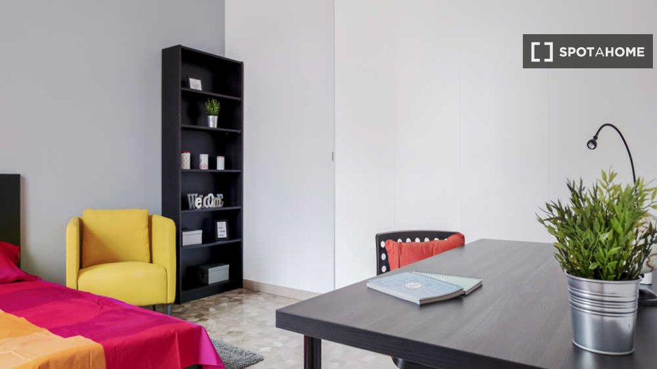 Immagine 6 di Camera condivisa in affitto  in Via delle Belle Arti a Bologna