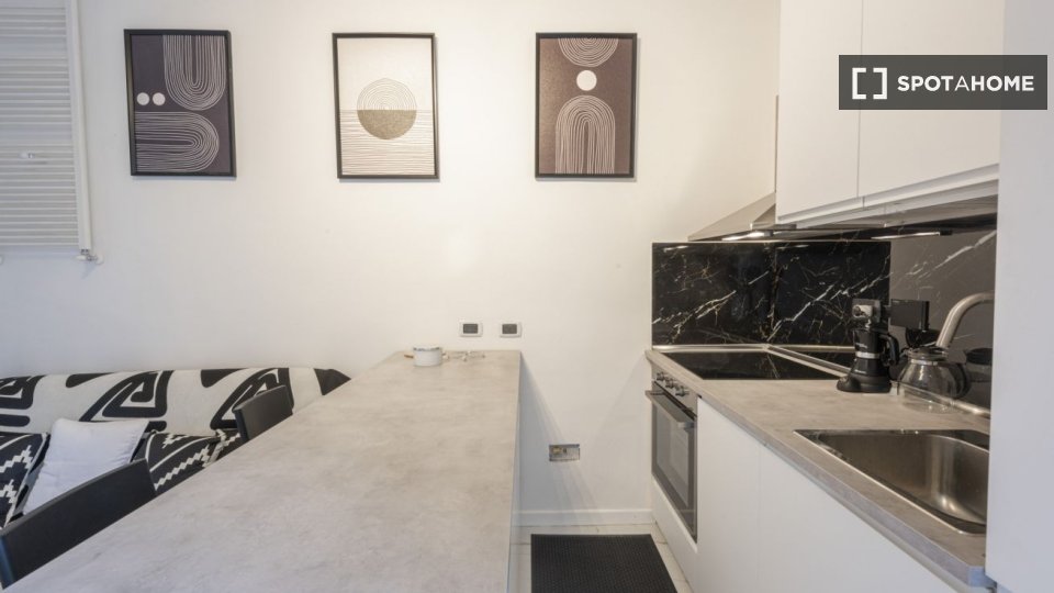 Immagine 8 di Appartamento in affitto  in Via Guelfa a Firenze