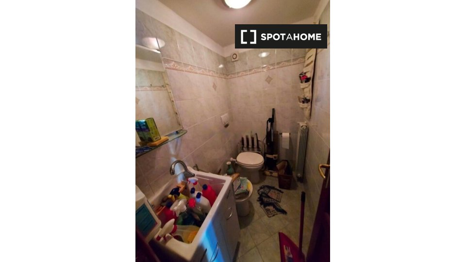 Immagine 7 di Appartamento in affitto  in Via delle Lobelie a Roma