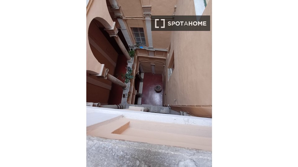 Immagine 5 di Camera condivisa in affitto  in Via Cartolari a Perugia