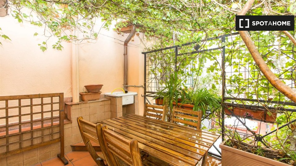 Immagine 18 di Appartamento in affitto  in Via della Scala, 00153 Roma RM, Italy a Roma