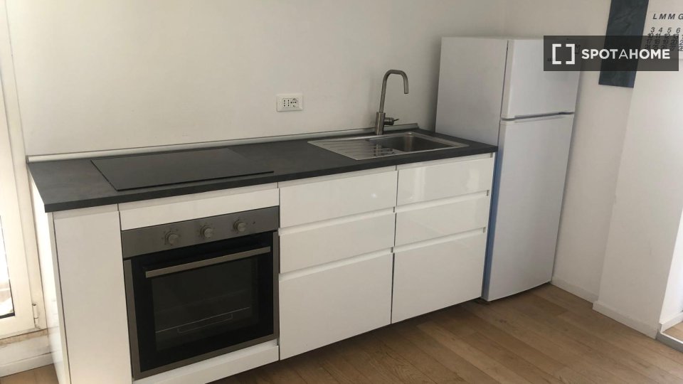 Immagine 4 di Ufficio in affitto  in Via Mogadiscio a Roma