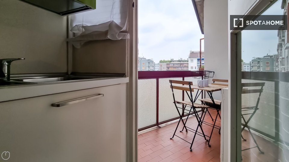 Immagine 5 di Appartamento in affitto  in Via Plinio a Milano