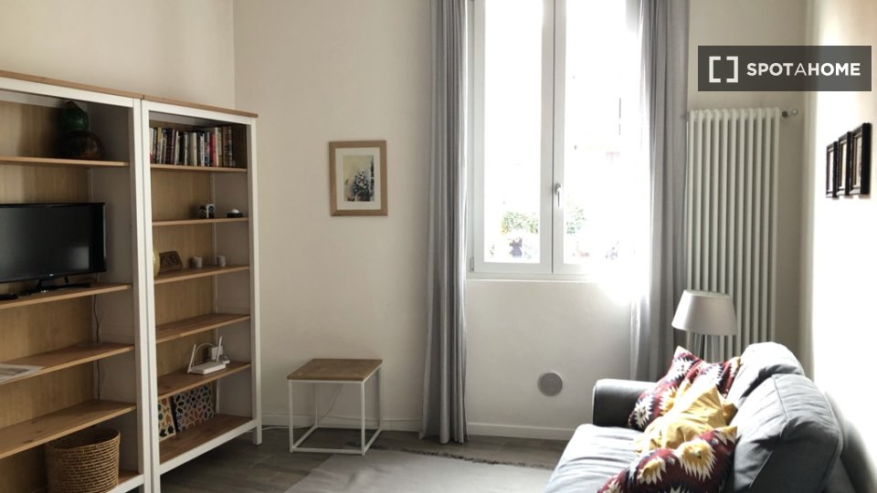 Immagine 2 di Appartamento in affitto  in P.za Aldrovandi a Bologna