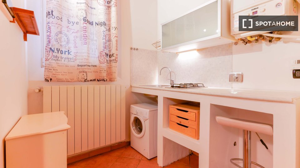 Immagine 3 di Ufficio in affitto  in Via Mirasole a Bologna