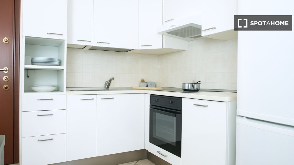 Immagine 5 di Appartamento in affitto  in Via Pompeo Cambiasi a Milano