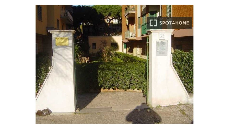 Immagine 7 di Appartamento in affitto  in Via Oletta a Roma