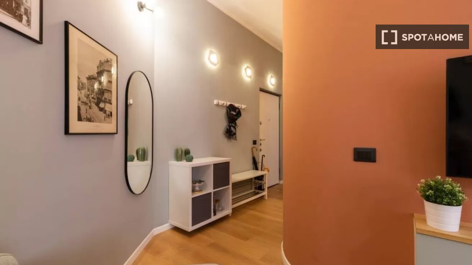 Immagine 18 di Appartamento in affitto  in Via Lario a Milano