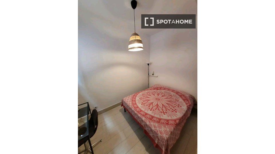 Immagine 11 di Appartamento in affitto  in Vicolo del Mandrione a Roma