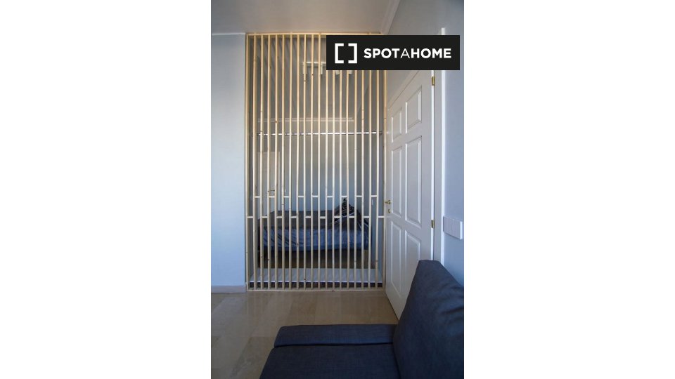 Immagine 7 di Appartamento in affitto  in Via dei Piatti a Milano