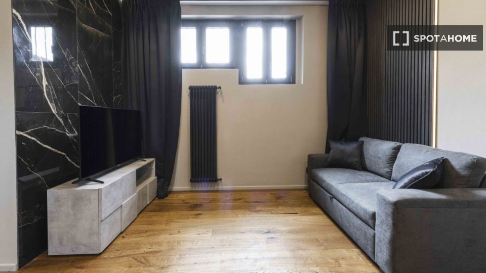 Immagine 1 di Appartamento in affitto  in Via dell'Anguillara a Firenze