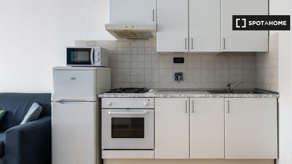 Immagine 10 di Appartamento in affitto  in Via Milazzo a Bologna