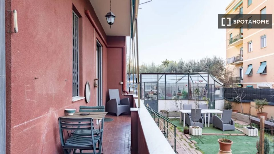 Immagine 14 di Appartamento in affitto  in Via Asolo a Genova