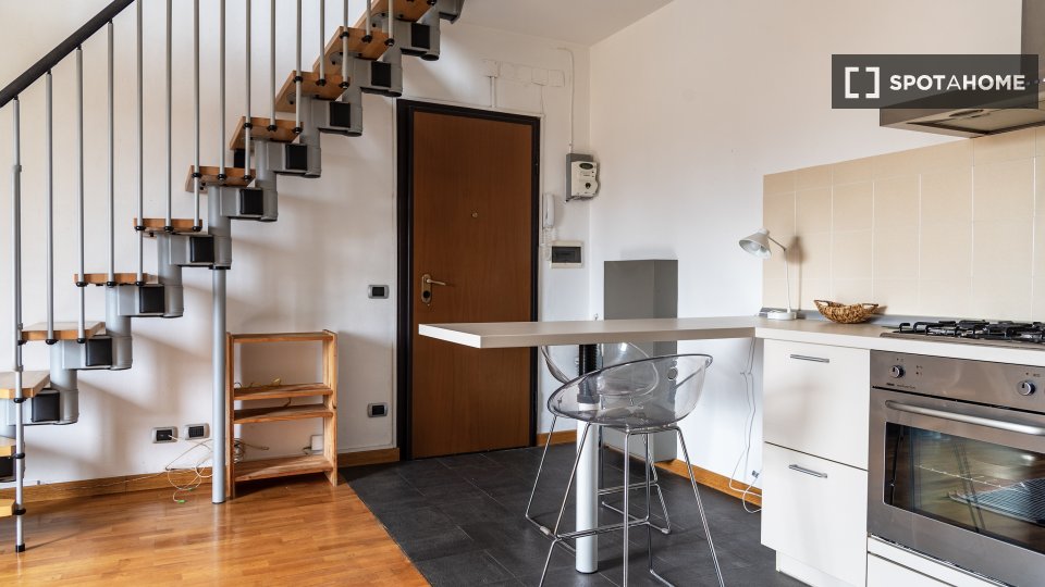 Immagine 13 di Appartamento in affitto  in Via Antonio Rosmini a Milano