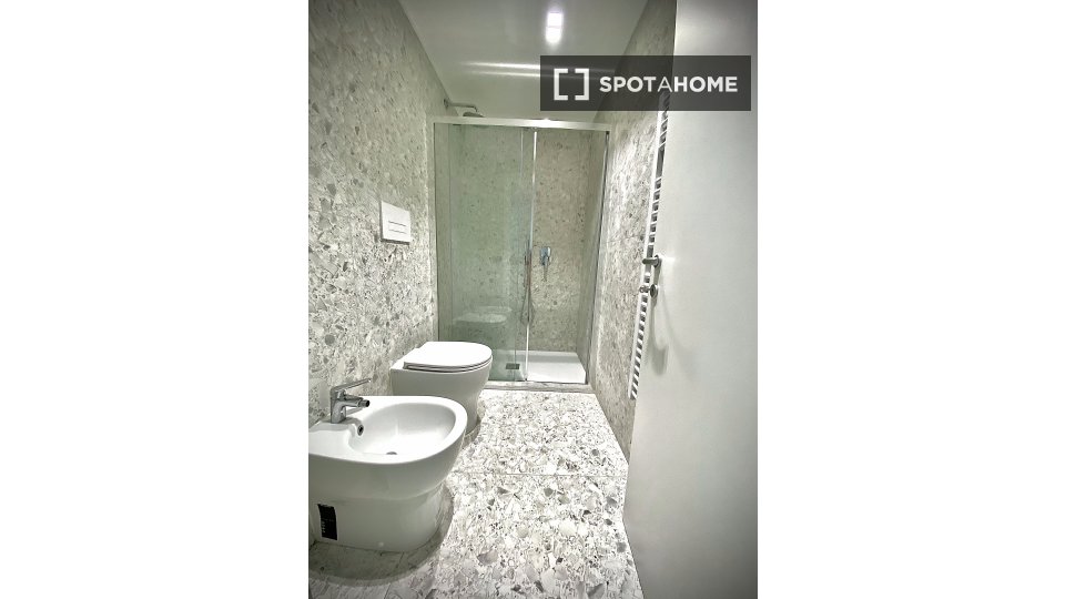 Immagine 11 di Ufficio in affitto  in Via Benefattori dell'Ospedale a Milano