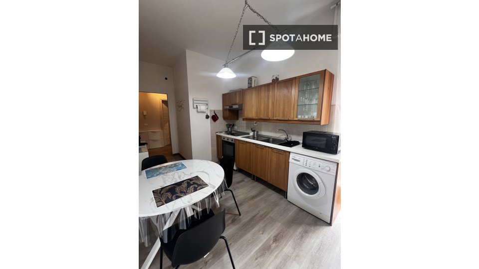 Immagine 7 di Camera condivisa in affitto  in Via Giacomo Carissimi a Firenze