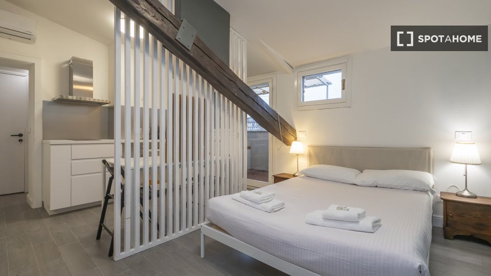 Immagine 1 di Appartamento in affitto  in Viale Certosa a Milano