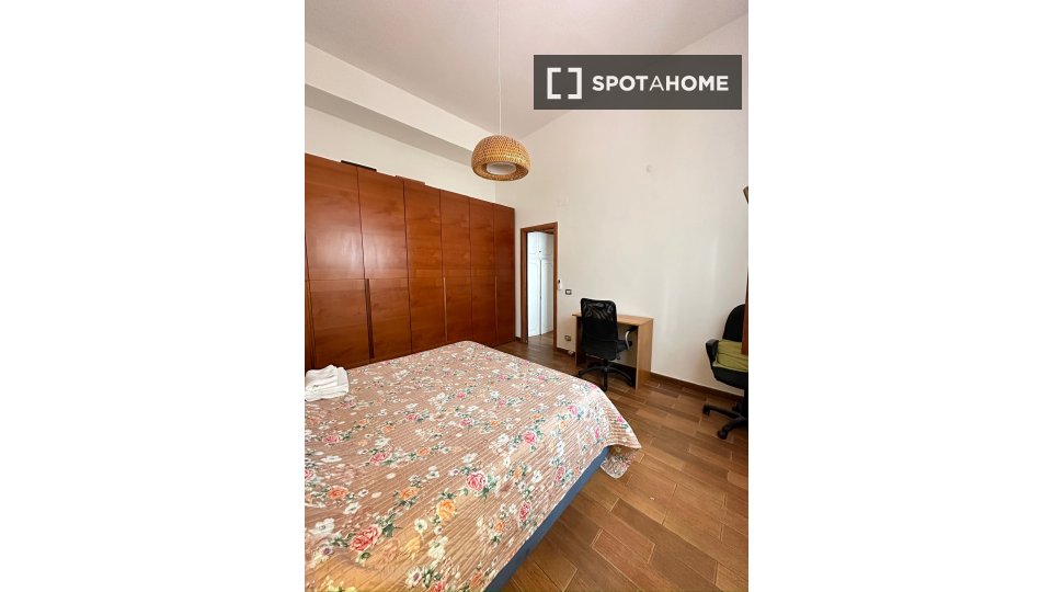 Immagine 11 di Appartamento in affitto  in Via Campello sul Clitunno a Roma