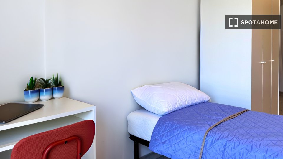 Immagine 6 di Camera condivisa in affitto  in C.so Giulio Cesare a Torino