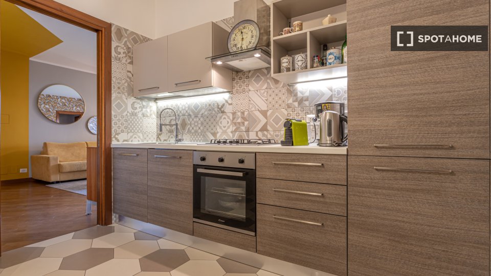 Immagine 14 di Appartamento in affitto  in Via Pietro de Francisci a Roma