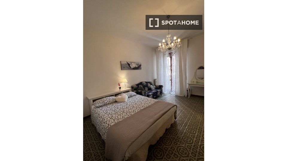 Immagine 4 di Camera condivisa in affitto  in Via Giacomo Carissimi a Firenze