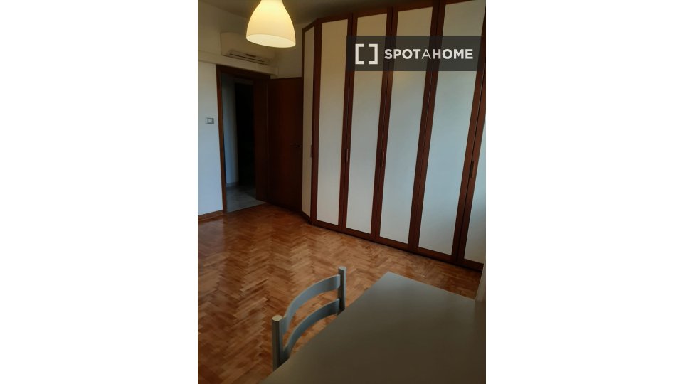 Immagine 8 di Camera condivisa in affitto  in Via Zara a Padova