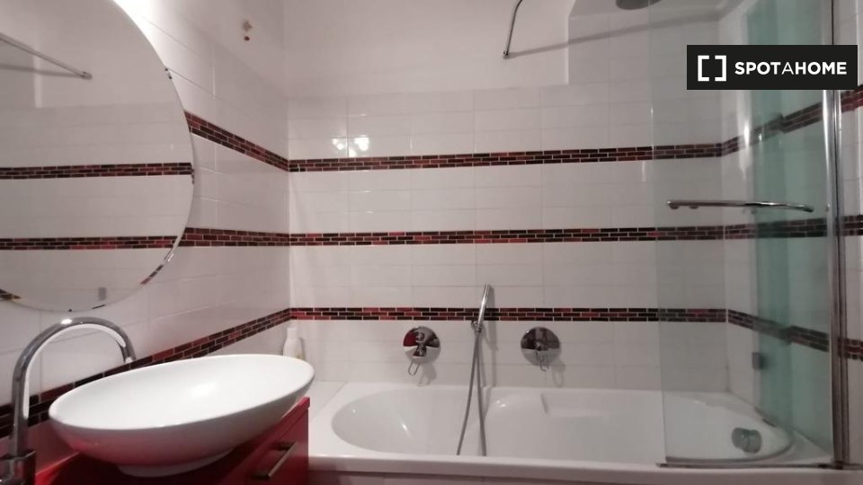 Immagine 9 di Appartamento in affitto  in Via Bullona a Milano