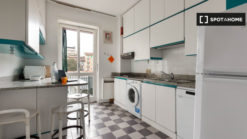 Immagine 9 di Appartamento in affitto  in Via Teodosio a Milano